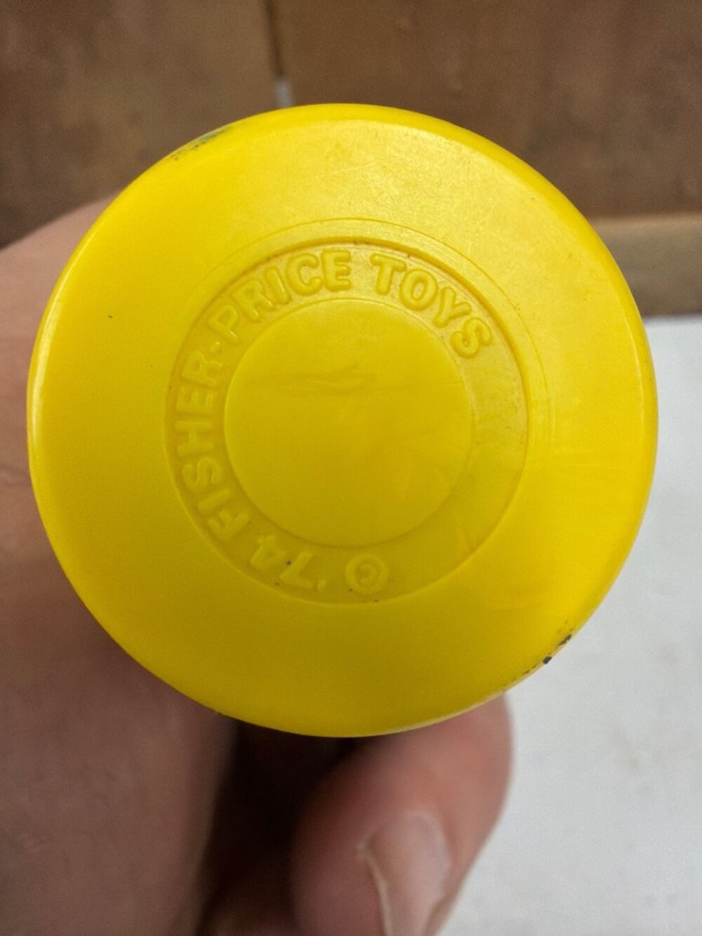 Vintage Fisher-Price 1975 Click N Clatter Push Toy With Red Wheels & Yellow Base - Picture 7 of 8
